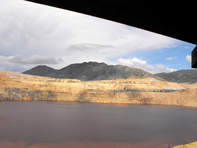 The same water treatment plant, as seen from the visitor's gallery on the other side of the Berekeley Pit