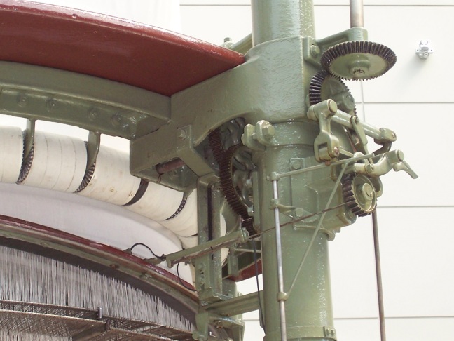  Gears on the barrel weaver at the Toyota Museum, Nagoya