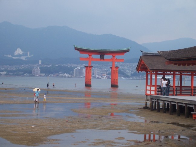  Torii at low tide