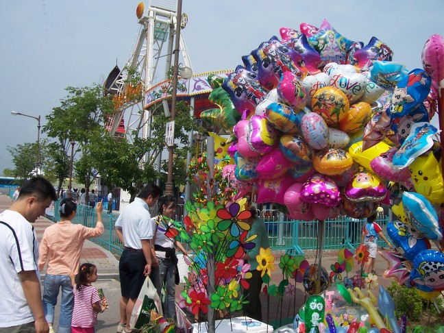 An amusement park blunts the wait for the DMZ tour to start.