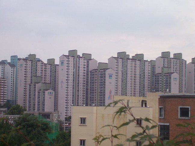 This set of apartments is visible from Hanyang Univ.