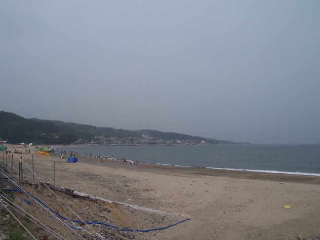 The beach at King Munmu's underwater tomb.