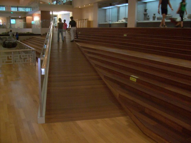 Treacherous combination of stairs and ramp in Anapji Hall.