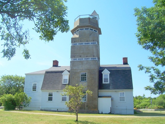 "Motif #2"--formerly the quarry control tower--now attracts its own coterie of artists