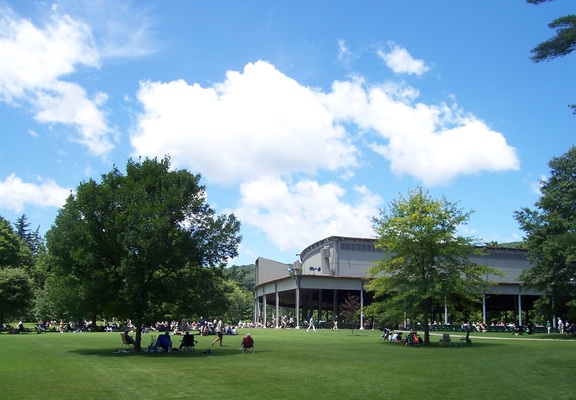 The music shed at Tanglewood is long on tradition and short on beauty