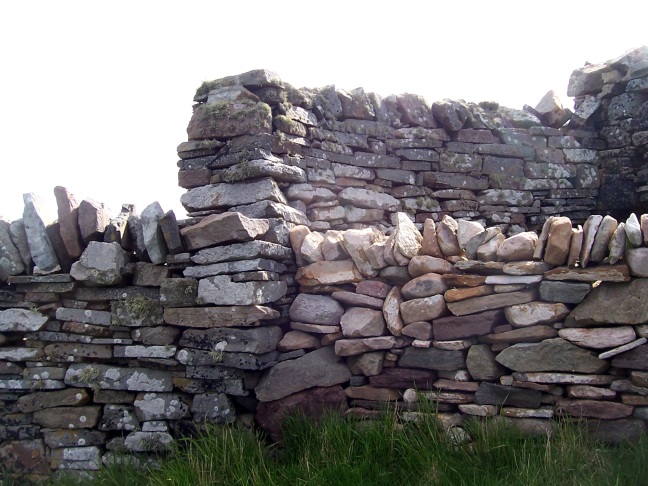 Walls meeting at Sumburgh Head