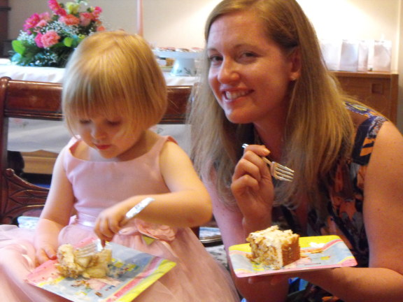  Lindsay Ellyn and Ellyn Patricia enjoy their cake