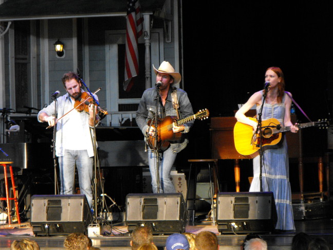  Gabe Witcher, Dave Rawlings, and Gillian Welch