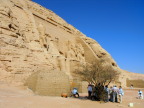  Since guides must remain outside, this one has corraled his flock in the shade to lecture on Abu Simbel