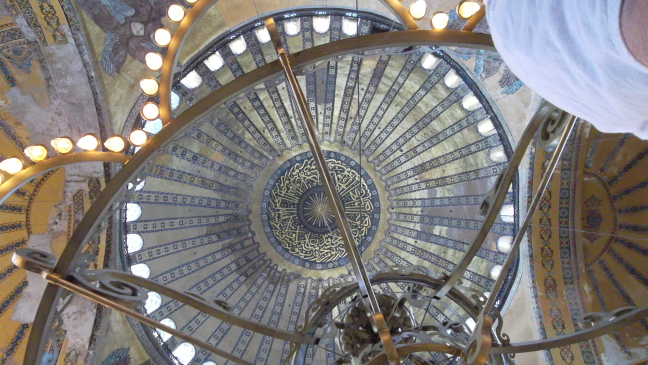  Inside view of the third dome of Hagia Sophia. The first two domes collapsed and were buried where they fell, raising the floor level by 40 centimeters.