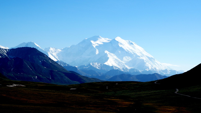  Denali: Climbers use the glaciers to reach the 20,000 foot summit