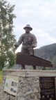  Monument to the gold miners of the Klondike gold rush, 1898