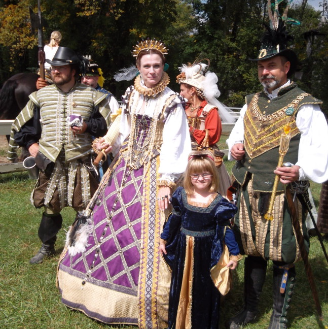  Lindsay joins the Royal Court at Ohio Renaissance Festival