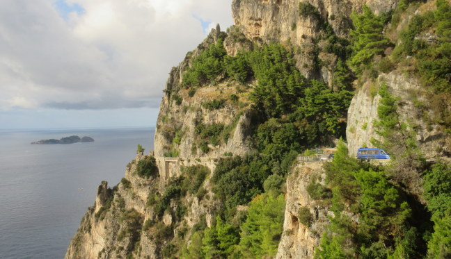 The dizzying Amafi Coast road