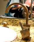  New sink faucet