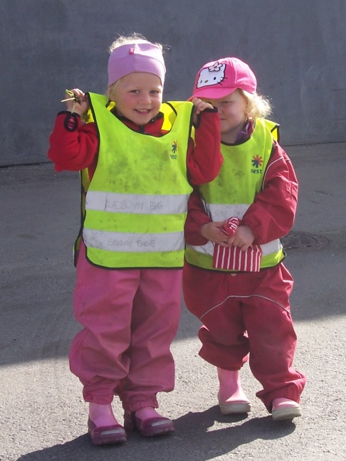 Two from a whole class going with us to Munkholmen in Trondheim harbor